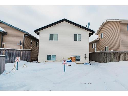 27 Pinnacle Crossing, Grande Prairie, AB - Outdoor With Exterior