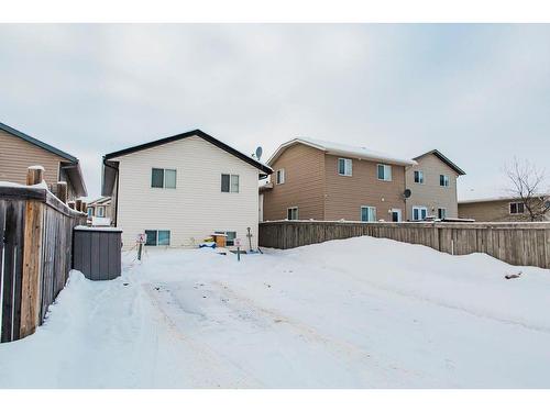 27 Pinnacle Crossing, Grande Prairie, AB - Outdoor With Exterior