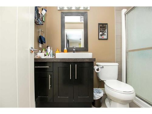 11813 87 Street, Grande Prairie, AB - Indoor Photo Showing Bathroom