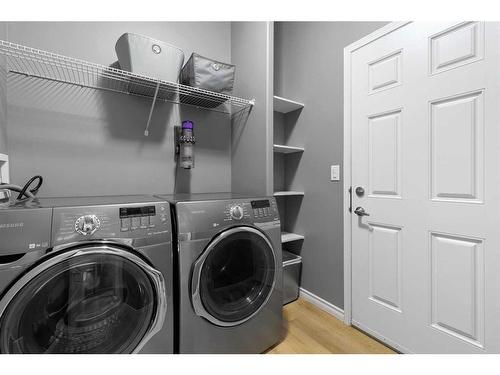 9434 Willow Drive, Grande Prairie, AB - Indoor Photo Showing Laundry Room