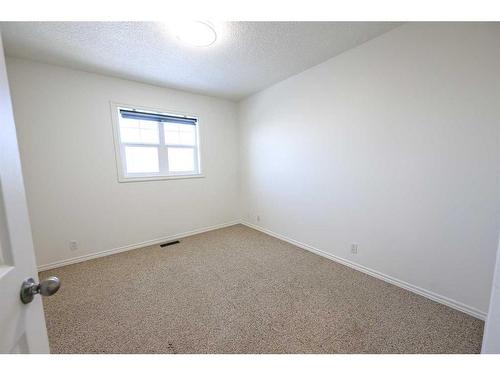 13106 95 Street, Grande Prairie, AB - Indoor Photo Showing Other Room