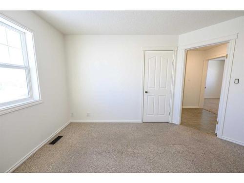 13106 95 Street, Grande Prairie, AB - Indoor Photo Showing Other Room