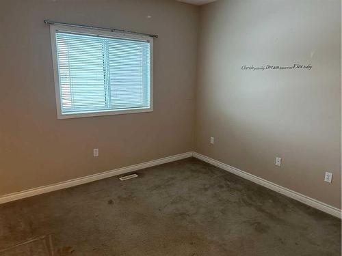 206-9225 Lakeland Drive, Grande Prairie, AB - Indoor Photo Showing Other Room