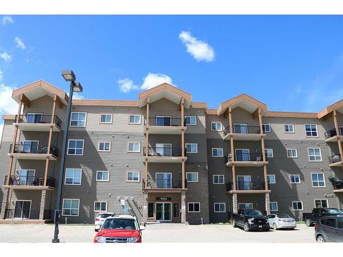 206-9225 Lakeland Drive, Grande Prairie, AB - Outdoor With Facade