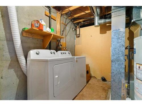 9670 76 Avenue, Grande Prairie, AB - Indoor Photo Showing Laundry Room