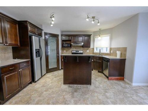 8545 102A Avenue, Grande Prairie, AB - Indoor Photo Showing Kitchen