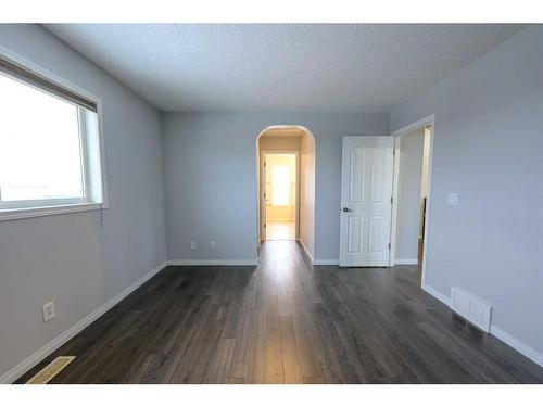 8545 102A Avenue, Grande Prairie, AB - Indoor Photo Showing Other Room