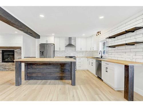 9615 109 Avenue, Grande Prairie, AB - Indoor Photo Showing Kitchen With Stainless Steel Kitchen With Upgraded Kitchen