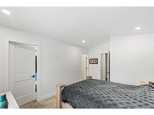 11922 79 Avenue, Grande Prairie, AB - Indoor Photo Showing Bedroom