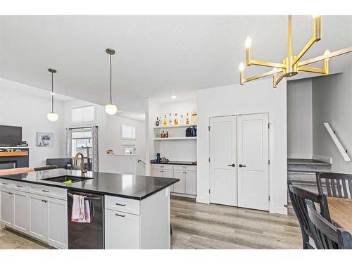 11922 79 Avenue, Grande Prairie, AB - Indoor Photo Showing Kitchen With Upgraded Kitchen