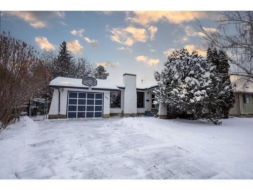 9810 80 Avenue, Grande Prairie, AB - Outdoor With Facade