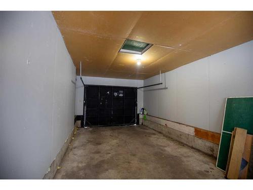 9810 80 Avenue, Grande Prairie, AB - Indoor Photo Showing Garage