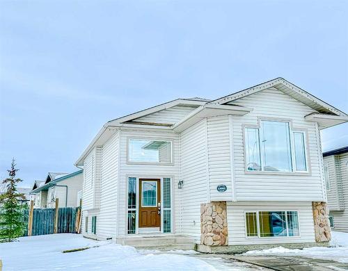 13002 93A Street, Grande Prairie, AB - Outdoor