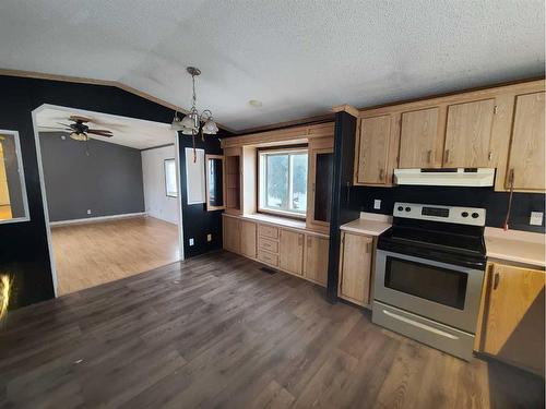 7832 97 Avenue, Peace River, AB 