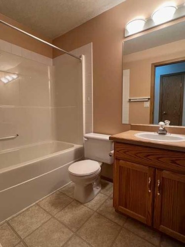 7A/7B Pembina, Rainbow Lake, AB - Indoor Photo Showing Bathroom
