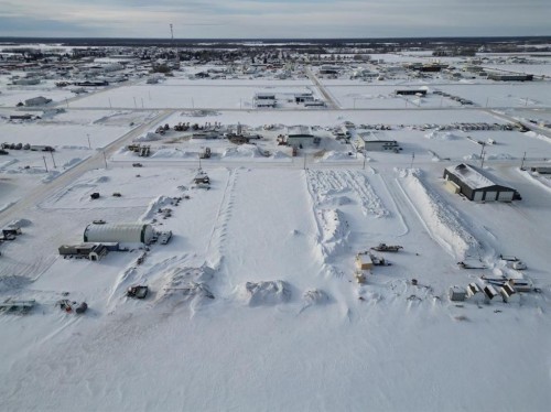 10303 95 Ave, La Crete, AB 