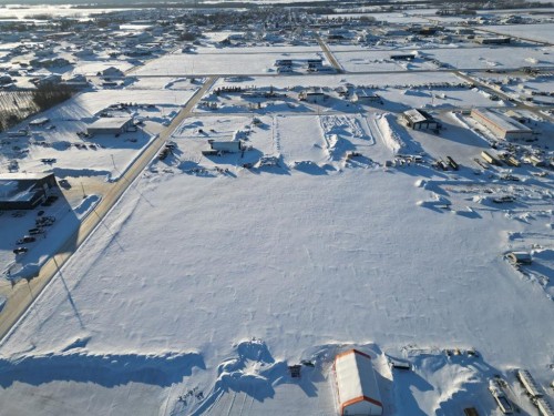 9402 102 Ave, La Crete, AB 