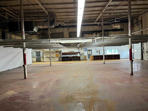 8610 87 Avenue, Peace River, AB 