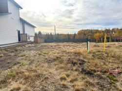 12037 77 Avenue  Grande Prairie, AB T8W 0M7