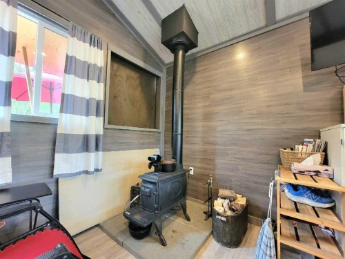 101A Hwy 2, Faust, AB 