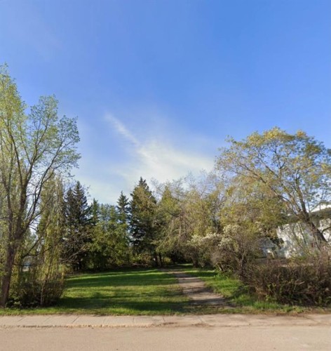 4633 53 Avenue, High Prairie, AB 