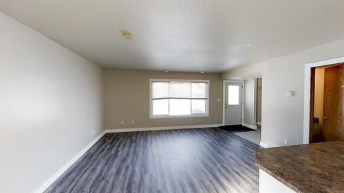 C-10029 105 Avenue, Grande Prairie, AB - Indoor Photo Showing Other Room