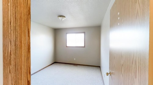 C-10029 105 Avenue, Grande Prairie, AB - Indoor Photo Showing Other Room
