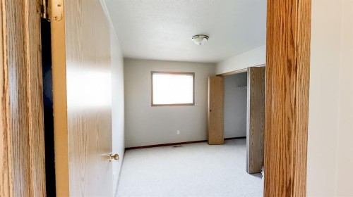 C-10029 105 Avenue, Grande Prairie, AB - Indoor Photo Showing Other Room