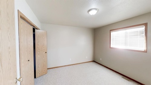 C-10029 105 Avenue, Grande Prairie, AB - Indoor Photo Showing Other Room