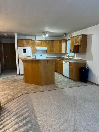 7A & 7B Pembina Road, Rainbow Lake, AB - Indoor Photo Showing Kitchen