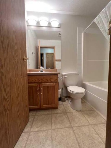 7A & 7B Pembina Road, Rainbow Lake, AB - Indoor Photo Showing Bathroom