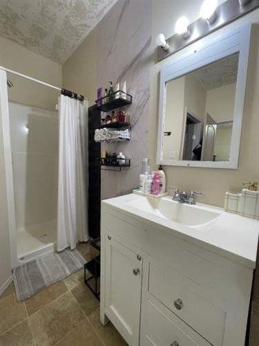 5069 Cornerstone, High Prairie, AB - Indoor Photo Showing Bathroom