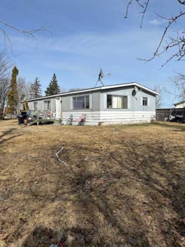 4600 53 Avenue, Grimshaw, AB - Outdoor