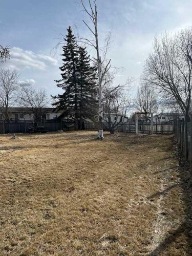 4600 53 Avenue, Grimshaw, AB - Outdoor