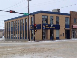 10036 100 Street  Peace River, AB T8S 1T1