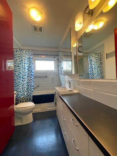 75 Peace River Avenue, Joussard, AB - Indoor