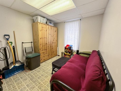 5009 50 Avenue, Valleyview, AB 