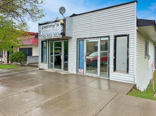 5009 50 Avenue, Valleyview, AB 