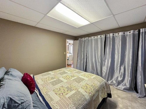 5009 50 Avenue, Valleyview, AB 