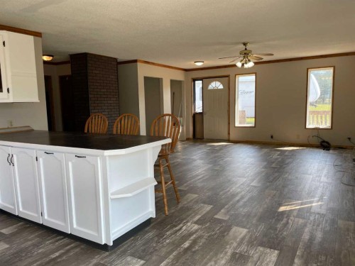 842070 Range Road 30, Rural Clear Hills County, AB - Indoor