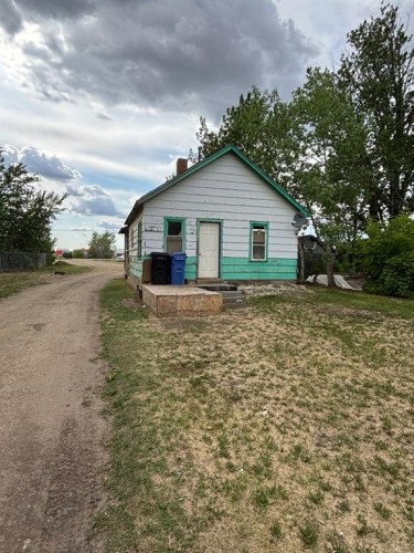 5605 50St, Grimshaw, AB - Outdoor