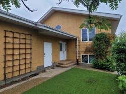 10606 90 Street  Peace River, AB T8S 1P1