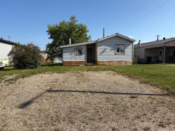 5211 52 Avenue  Valleyview, AB T0H 3N0
