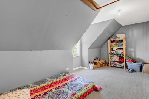 1111 7Th Avenue, Beaverlodge, AB - Indoor Photo Showing Bedroom