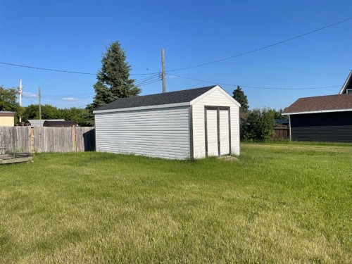 1023 2Nd, Bluesky, AB - Outdoor