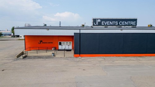 10904 92 Avenue, Grande Prairie, AB 