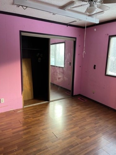 9913 80 Avenue, Peace River, AB - Indoor Photo Showing Other Room