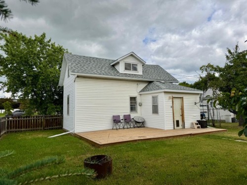 11205 103 Avenue, Fairview, AB - Outdoor With Deck Patio Veranda