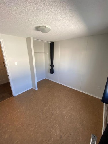 10404 98 Street, Fairview, AB - Indoor Photo Showing Other Room