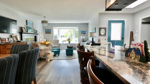10501 83 Street, Peace River, AB - Indoor With Fireplace
